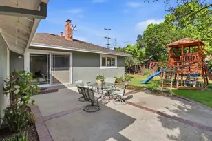 124 Hollycrest Dr, Los Gatos, CA 95032 - Photo 31