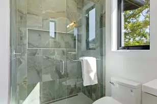 685 Upland Rd, Redwood City, CA 94062 - Photo 41
