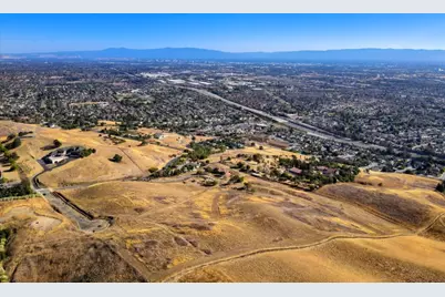 1321 NE Terra Vista Ct, Milpitas, CA 95035 - Photo 1