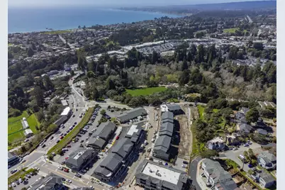 111 Aptos Village Way 4, Aptos, CA 95003 - Photo 25