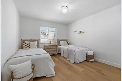 367 Montserrat Dr, Redwood City, CA 94065 - Photo 25