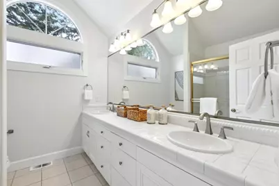 250 Selby Ln, Atherton, CA 94027 - Photo 31