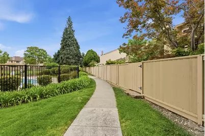 1048 Miller Ave, San Jose, CA 95129 - Photo 33