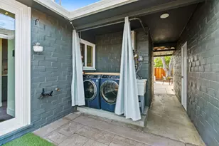 341 Dallas Dr, Campbell, CA 95008 - Photo 39