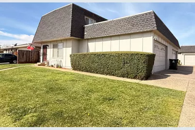 12911 Barkley Dr, Salinas, CA 93906 - Photo 1