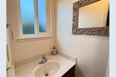 12911 Barkley Dr, Salinas, CA 93906 - Photo 13