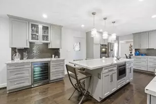 1695 Grizilo Dr, San Jose, CA 95124 - Photo 5