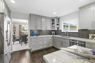 1695 Grizilo Dr, San Jose, CA 95124 - Photo 7