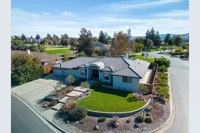 640 S Ridgemark Dr, Hollister, CA 95023 - Photo 7