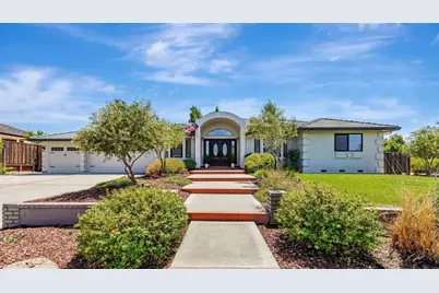 640 S Ridgemark Dr, Hollister, CA 95023 - Photo 1