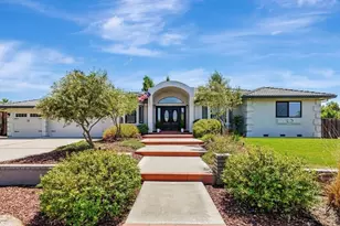 640 S Ridgemark Dr, Hollister, CA 95023 - Photo 1