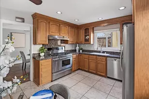 13627 Marmont Way, San Jose, CA 95127 - Photo 9