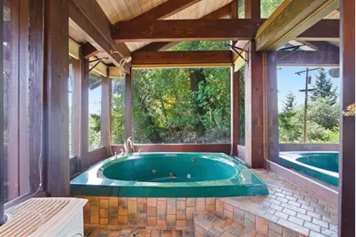 20100 Black Rd, Los Gatos, CA 95033 - Photo 53