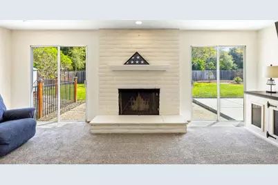 20091 Portola Dr, Salinas, CA 93908 - Photo 9