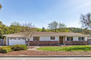 20091 Portola Dr, Salinas, CA 93908 - Photo 1