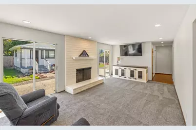 20091 Portola Dr, Salinas, CA 93908 - Photo 9