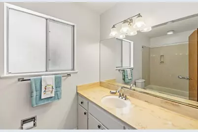 20091 Portola Dr, Salinas, CA 93908 - Photo 19