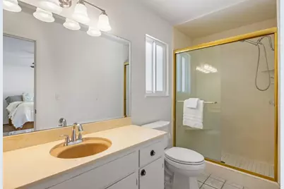 20091 Portola Dr, Salinas, CA 93908 - Photo 15