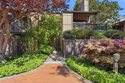 765 N Rengstorff Ave 19, Mountain View, CA 94043 - Photo 1