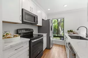 765 N Rengstorff Ave 19, Mountain View, CA 94043 - Photo 11