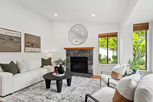 7242 Sharon Dr, San Jose, CA 95129 - Photo 3
