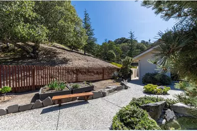 25207 Casiano Dr, Salinas, CA 93908 - Photo 59