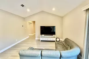 1121 Corvallis Dr, San Jose, CA 95120 - Photo 15