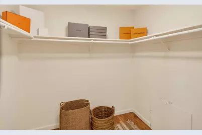 1565 Blackhawk Dr, Sunnyvale, CA 94087 - Photo 17