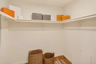 1565 Blackhawk Dr, Sunnyvale, CA 94087 - Photo 17