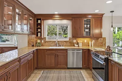 1565 Blackhawk Dr, Sunnyvale, CA 94087 - Photo 7