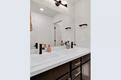 1672 Thistle Ln, Los Banos, CA 93635 - Photo 15