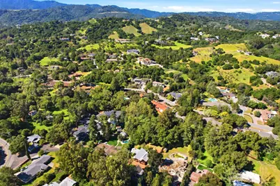 12861 Foothill Ln, Saratoga, CA 95070 - Photo 59