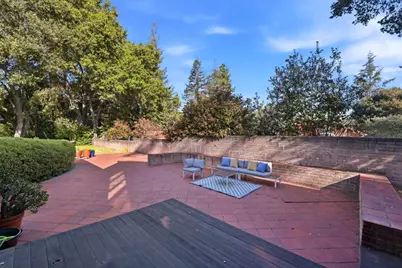 12861 Foothill Ln, Saratoga, CA 95070 - Photo 39