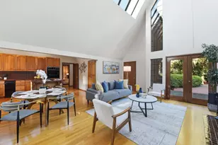 12861 Foothill Ln, Saratoga, CA 95070 - Photo 7