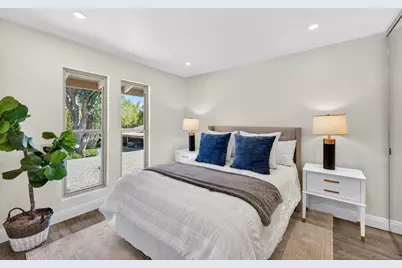 225 Red Oak Dr H, Sunnyvale, CA 94086 - Photo 21