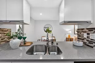 225 Red Oak Dr H, Sunnyvale, CA 94086 - Photo 5