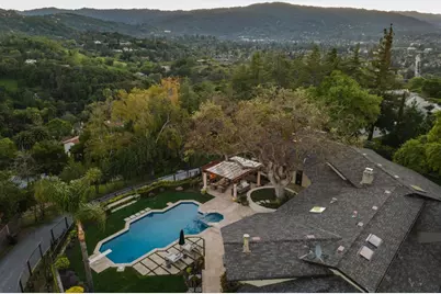 15715 Gum Tree Ln, Los Gatos, CA 95032 - Photo 145