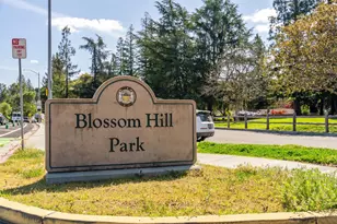 15715 Gum Tree Ln, Los Gatos, CA 95032 - Photo 153