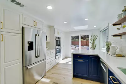 22136 Dean Ct, Cupertino, CA 95014 - Photo 17