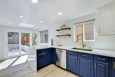 22136 Dean Ct, Cupertino, CA 95014 - Photo 15