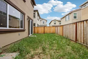 2211 Daisy Dr, Hollister, CA 95023 - Photo 29