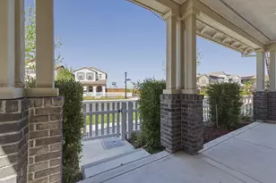 22 E Funderburg Blvd, Mountain House, CA 95391 - Photo 37