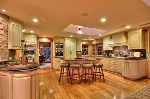 15668 Bohlman Rd, Saratoga, CA 95070 - Photo 11