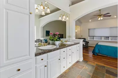 143 Alamo Ave, Santa Cruz, CA 95060 - Photo 13