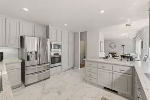 1252 Montcourse Ln, San Jose, CA 95131 - Photo 17