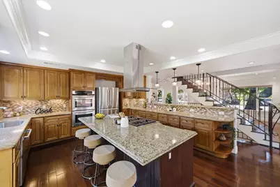 1481 W Hedding St, San Jose, CA 95126 - Photo 11