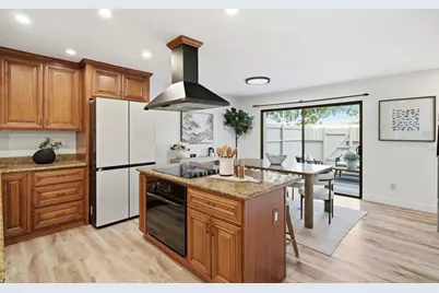 658 Picasso Ter, Sunnyvale, CA 94087 - Photo 7