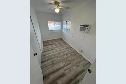 212 F St, Los Banos, CA 93635 - Photo 17