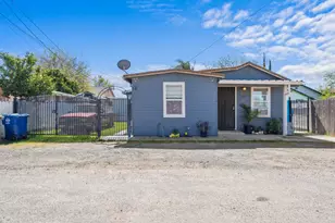 212 F St, Los Banos, CA 93635 - Photo 11
