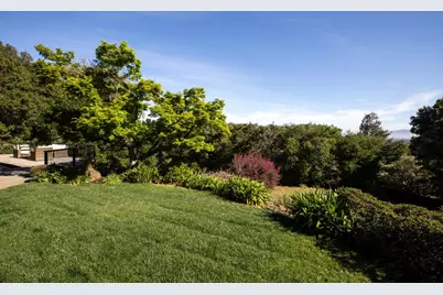 10669 Magdalena Rd, Los Altos Hills, CA 94024 - Photo 43